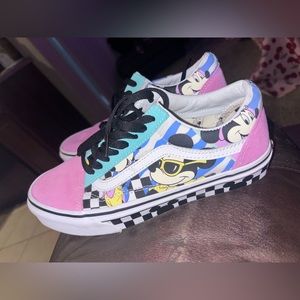 BRAND NEW never worn, limited edition Disney Mickey old skool vans!